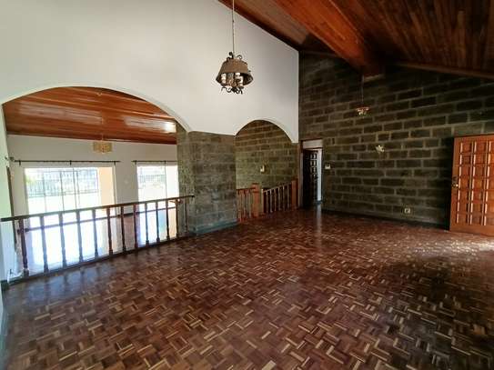 5 Bed House with En Suite at Kitisuru image 8
