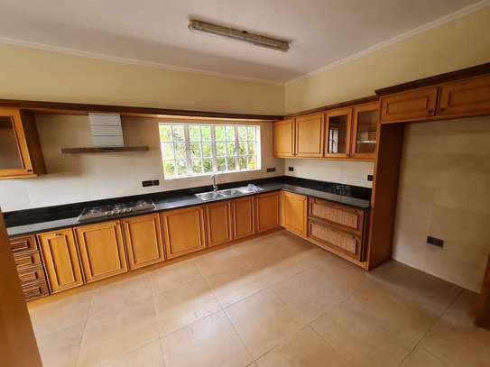5 Bed House with Garage in Kitisuru image 9