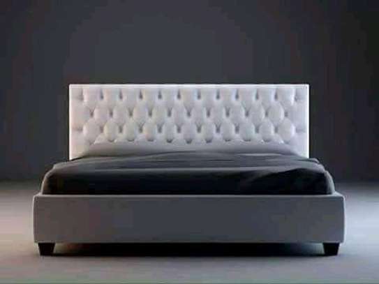 6*6 tufted bed image 1