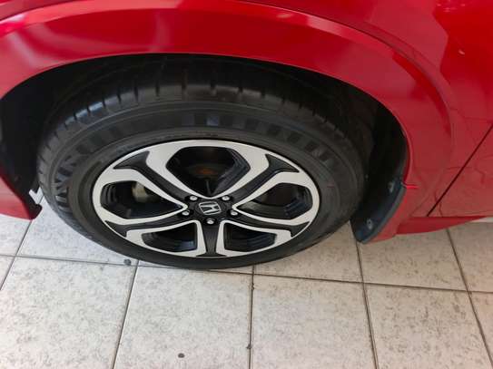 Honda vezel hybrid image 8