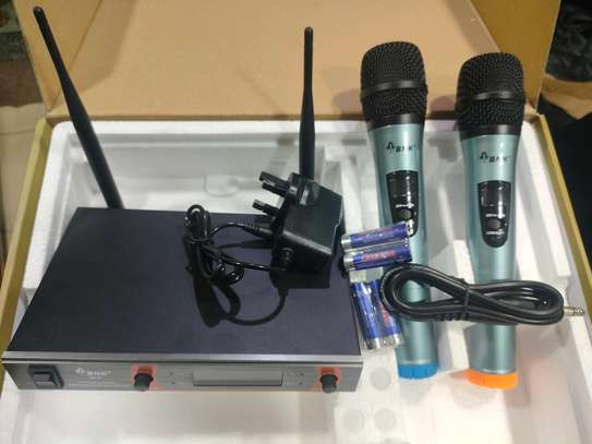 Bk9 wireless microphone image 1