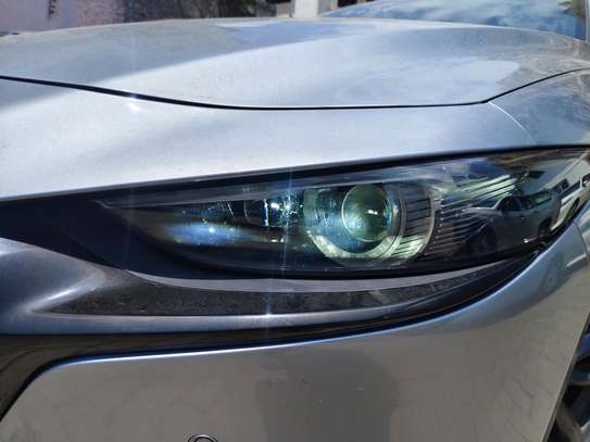 Mazda 3 Axela Petrol 2019 sport 1500cc image 3