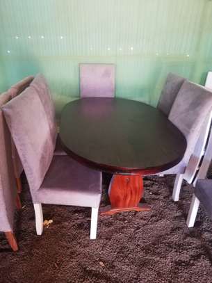 Fully tufted dining table with 6 or 8 chairs image 10