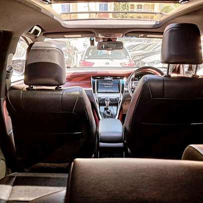 Toyota harrier white premium 2018 Sunroof image 4