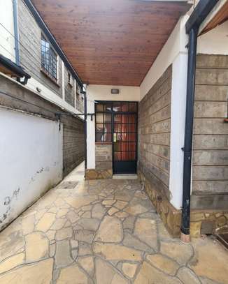 5 Bed Townhouse with En Suite in Garden Estate image 1