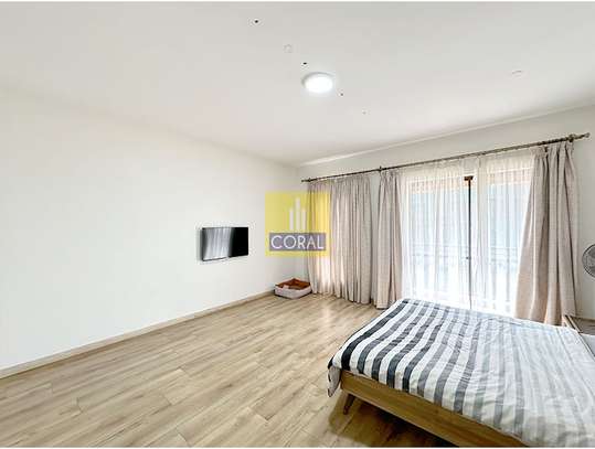 3 Bed Apartment in Parklands image 10