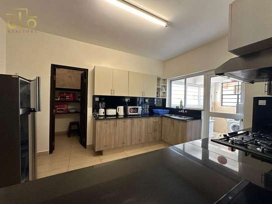 Furnished 3 Bed Apartment with En Suite in Kilimani image 9