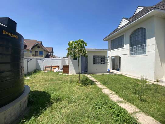 4 Bed House with En Suite in Kitengela image 19