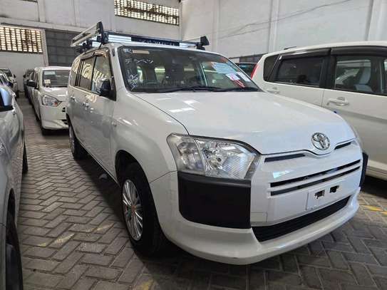 Toyota probox  0n sale image 1