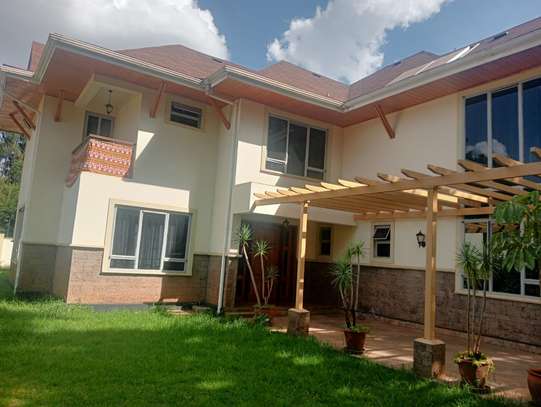 5 Bed House with Swimming Pool in Runda image 8