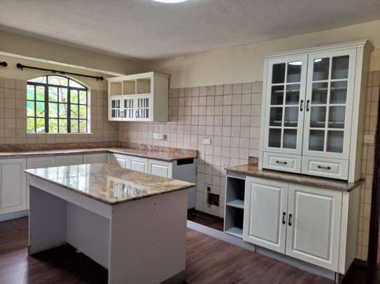 5 bedroom house for rent in Lower Kabete image 3