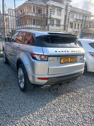 Range rover Evoq image 2