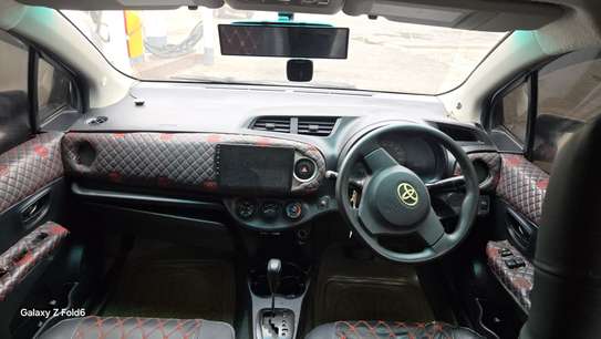 Toyota Vitz KCQ image 2