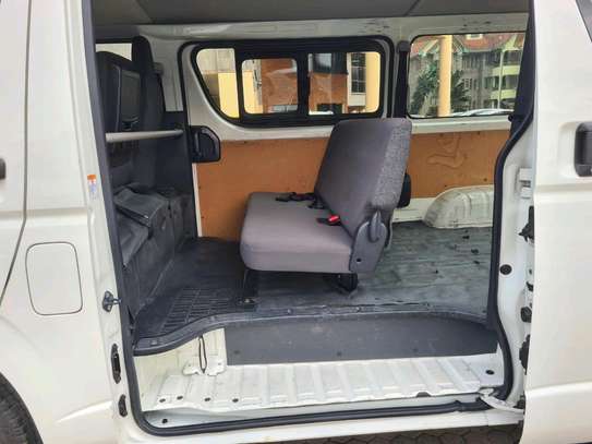 Toyota Hiace 7L 2018 model fully loaded white color image 4