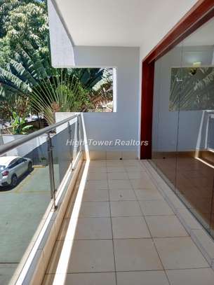 Serviced 3 Bed Apartment with En Suite in Kileleshwa image 18
