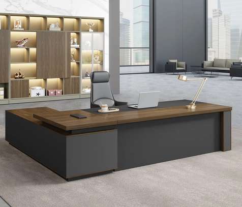 Office Desk :  1.8 Meter Executive L-Shaped Desk image 1