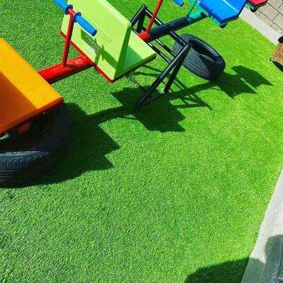 OUTDOOR QUALITY GRASS CARPETS image 4