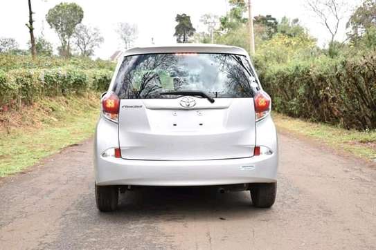TOYOTA RACTIS 2016MODEL. image 7