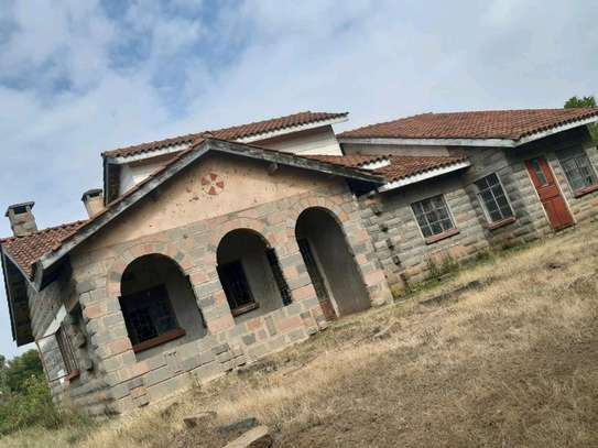 7-Acre Land with a 4-br House in Munyu,Nyeri image 3