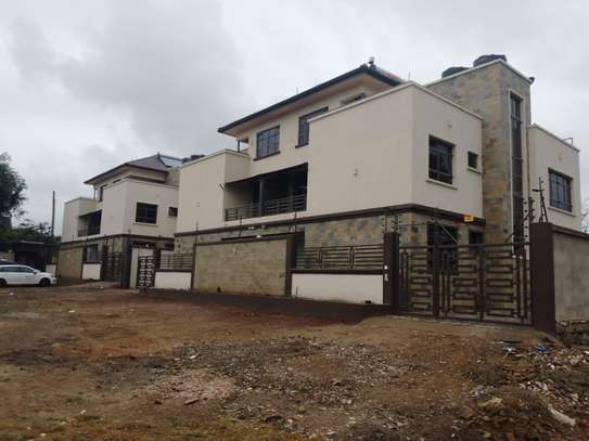 5 Bed Townhouse with Garage at Eastern Bypass image 1