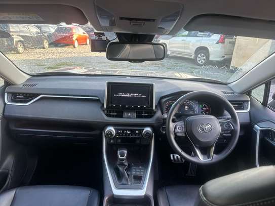 Toyota Rav4 Black 2018 image 8