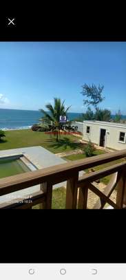 4 Bed Villa with En Suite at Kilifi image 3