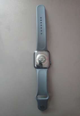 Apple Watch Series 7 45MM image 2