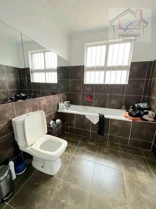 Modern 4Bedroom Home with Garden & Terrace image 1