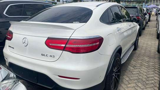 Mercedes GLC 43  AMG 2018 Sunroof image 4