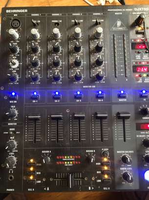 Behringer DJX750 pro mixer image 9