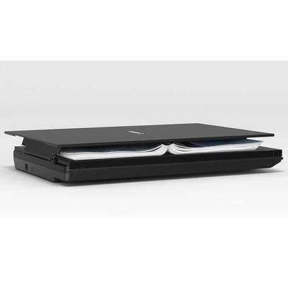 Canon CanoScan LiDE 300 A4 flatbed scanner image 3