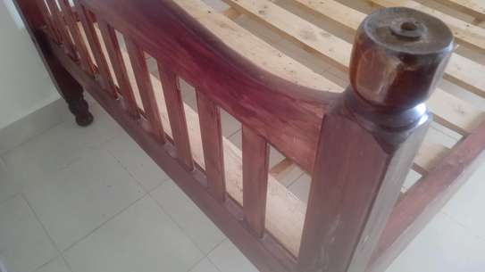 4*6 hardwood bed image 2