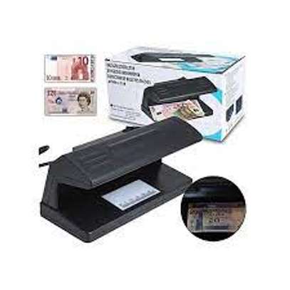 Fake Money Detector image 1