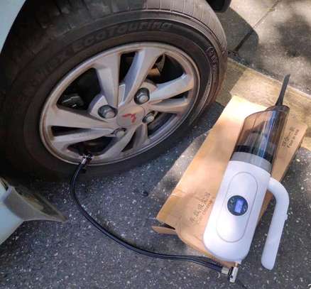 4in1 Car Vacuum Cleaner with Tire Inflator image 2