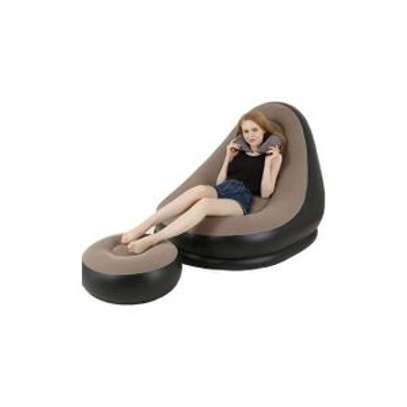 Intex Grey Inflatable Seat With Footrest and a Pump (manual) image 2