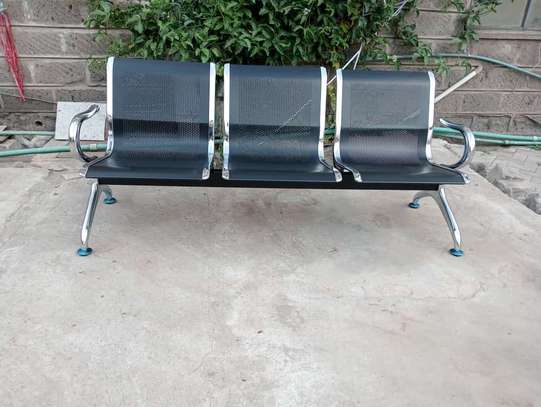 3-Seater linked visitor padded waiting chairs image 2