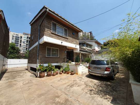 4 Bed House with En Suite at 2Nd Parklands Avenue image 11