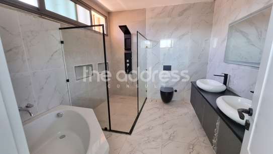 5 Bed Villa with En Suite in Lavington image 14