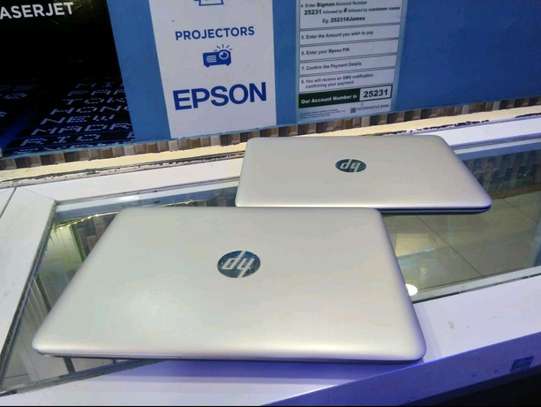 HP EliteBook 820 G3 Core i5 6th Gen @ KSH 25,000 image 3