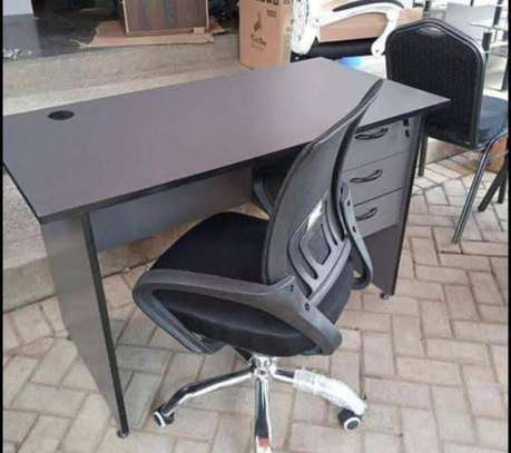 Adjustable office chair and desk image 14