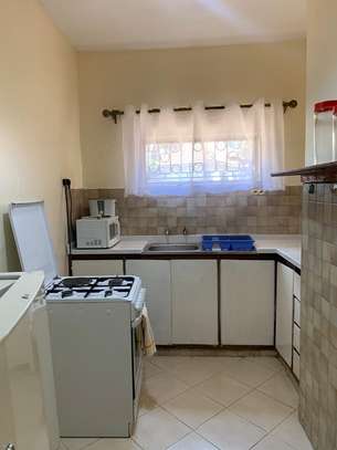 Fully Furnished and Serviced 1 Bedroom apartment in kilimani image 7