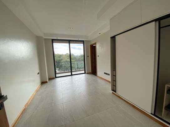 4 Bed Apartment with En Suite in Westlands Area image 10