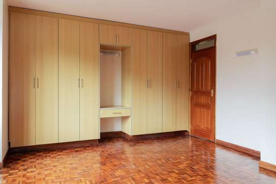 3 bedroom apartment for sale in Loresho image 3