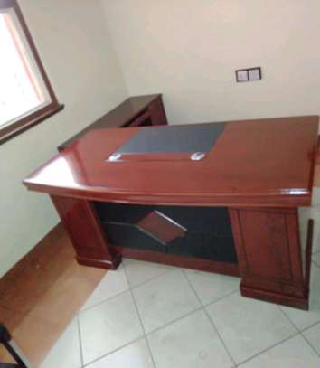 Executive office table image 1