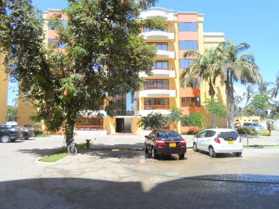 3 Bed Apartment with Aircon in Nyali Area image 15