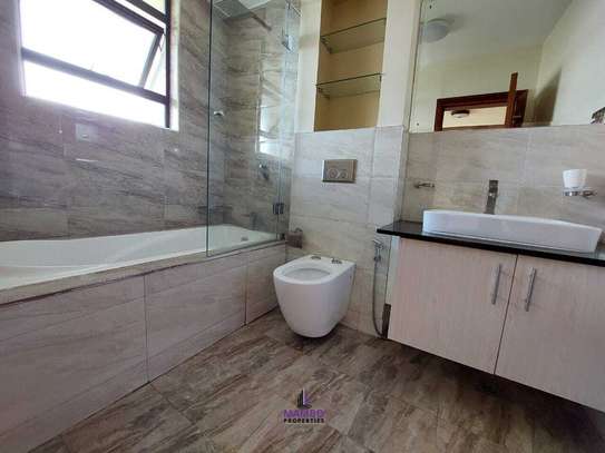3 Bed Apartment with En Suite at Riverside Drive image 3