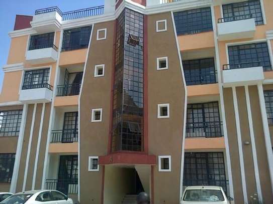 2 Bed Apartment with En Suite in Riverside image 6