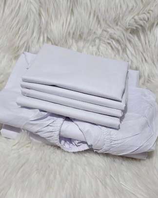 Super quality Hotel White Stripped Bedsheets Set image 2