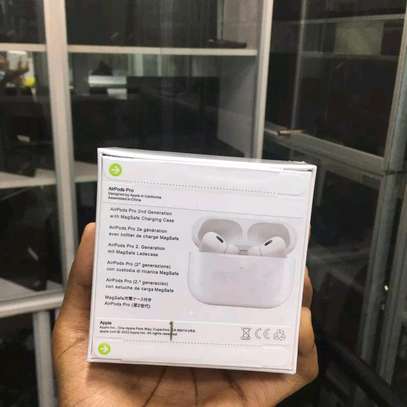 Airpods pro 2nd generation image 3