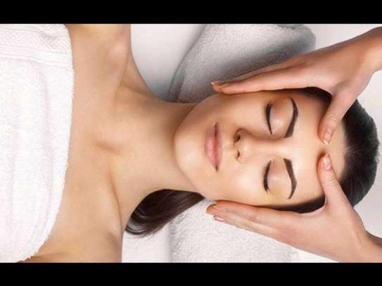 Head & Face Massage image 3